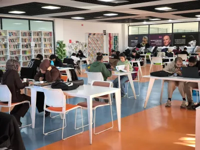 Yeşilyurt Belediyesi Çilesiz Kütüphanesi Gençlerin Buluşma Noktası Oldu!