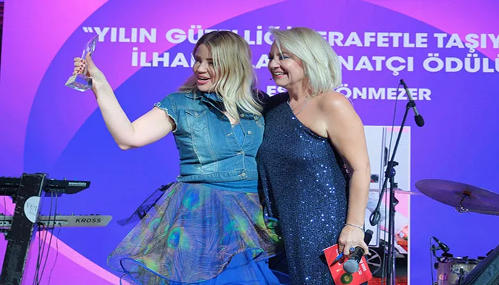 Estetik Ödüllerinde Ünlü Akını